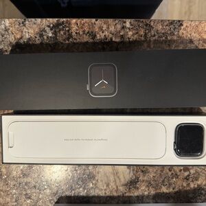 Apple Watch Series 5- FACE ONLY